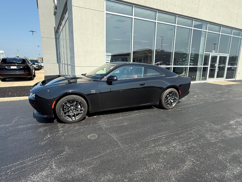 2024 Dodge Charger Daytona R/T AWD photo 2