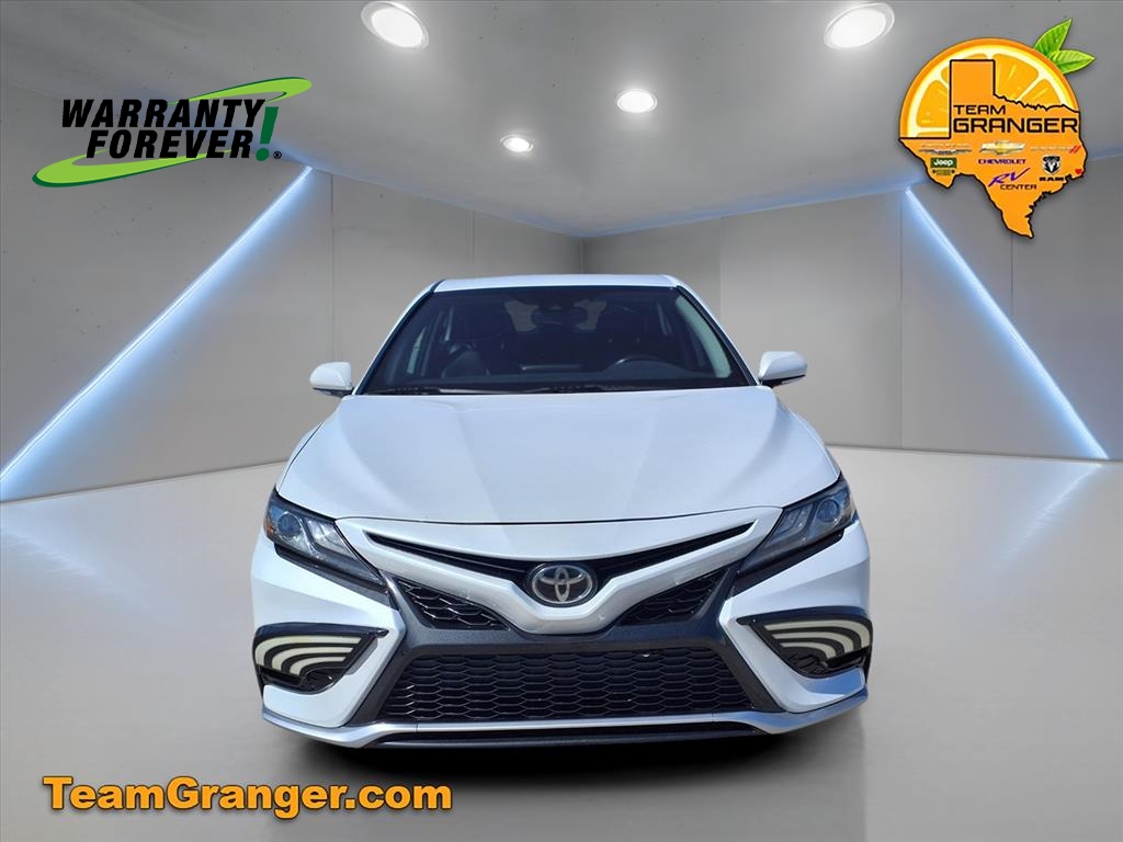 2021 Toyota Camry XSE photo 7