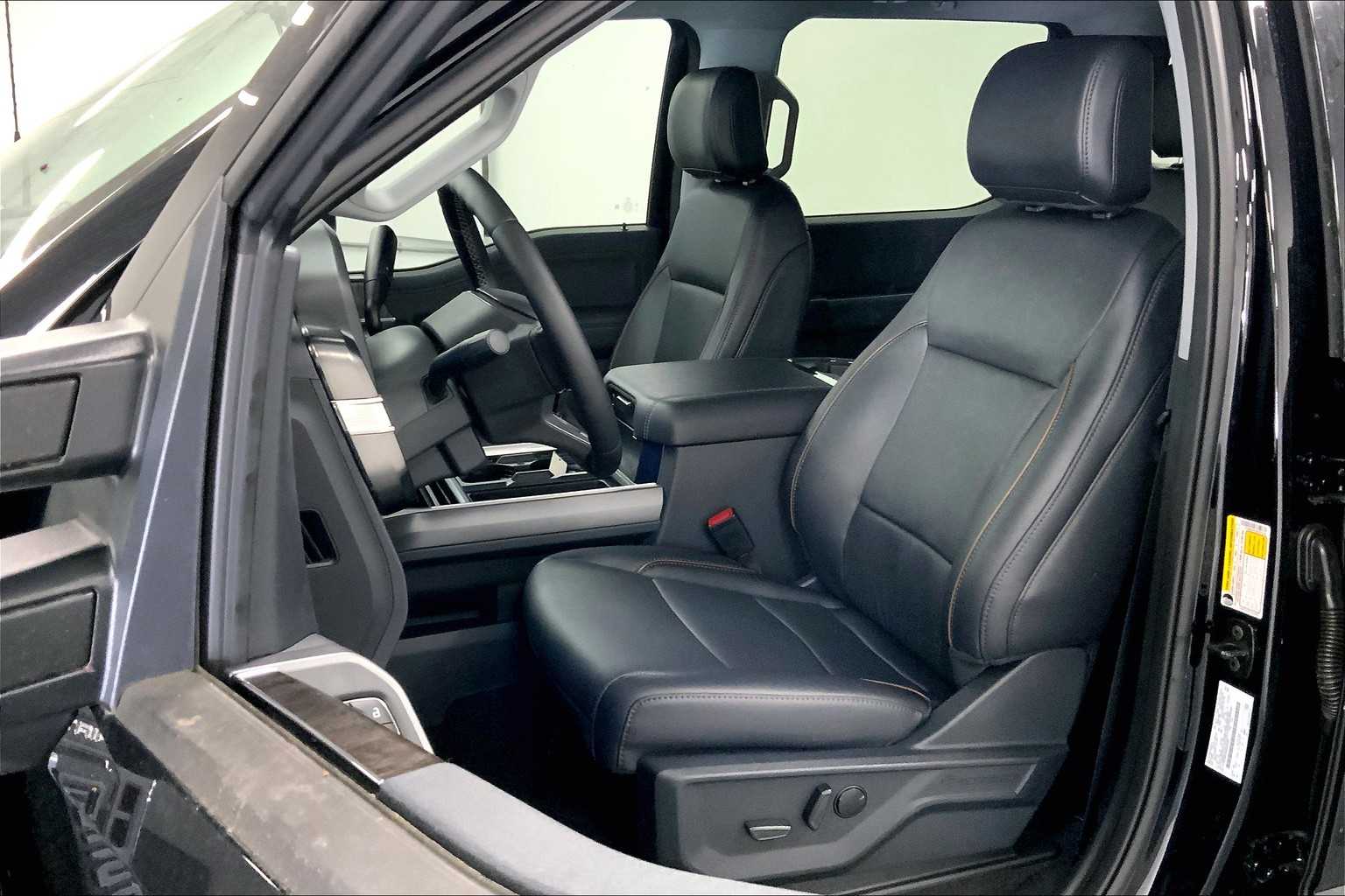 2025 Ford F-250 Super Duty Lariat - Photo 8