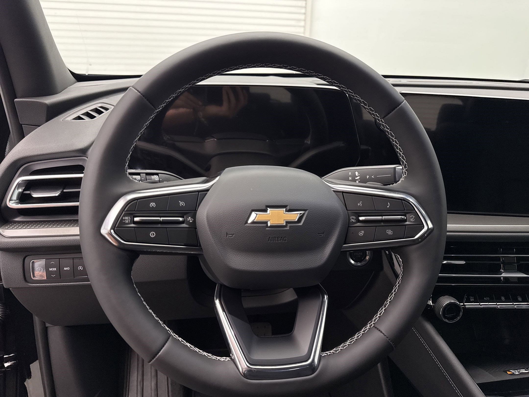 2026 Chevrolet Traverse photo 16