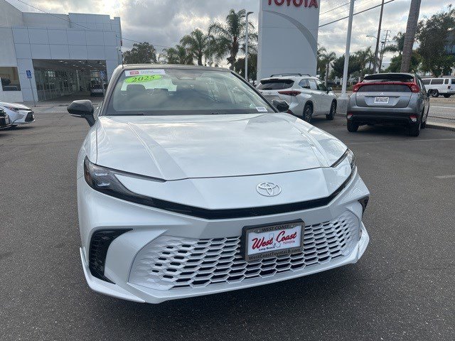 2025 Toyota Camry XSE photo 8