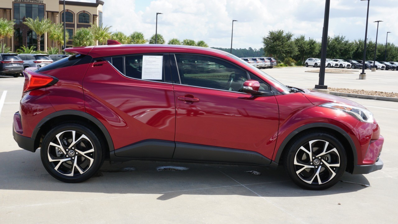 2019 Toyota C-HR Limited photo 3