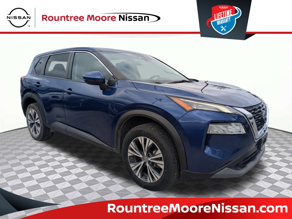 2022 Nissan Rogue SV's photo