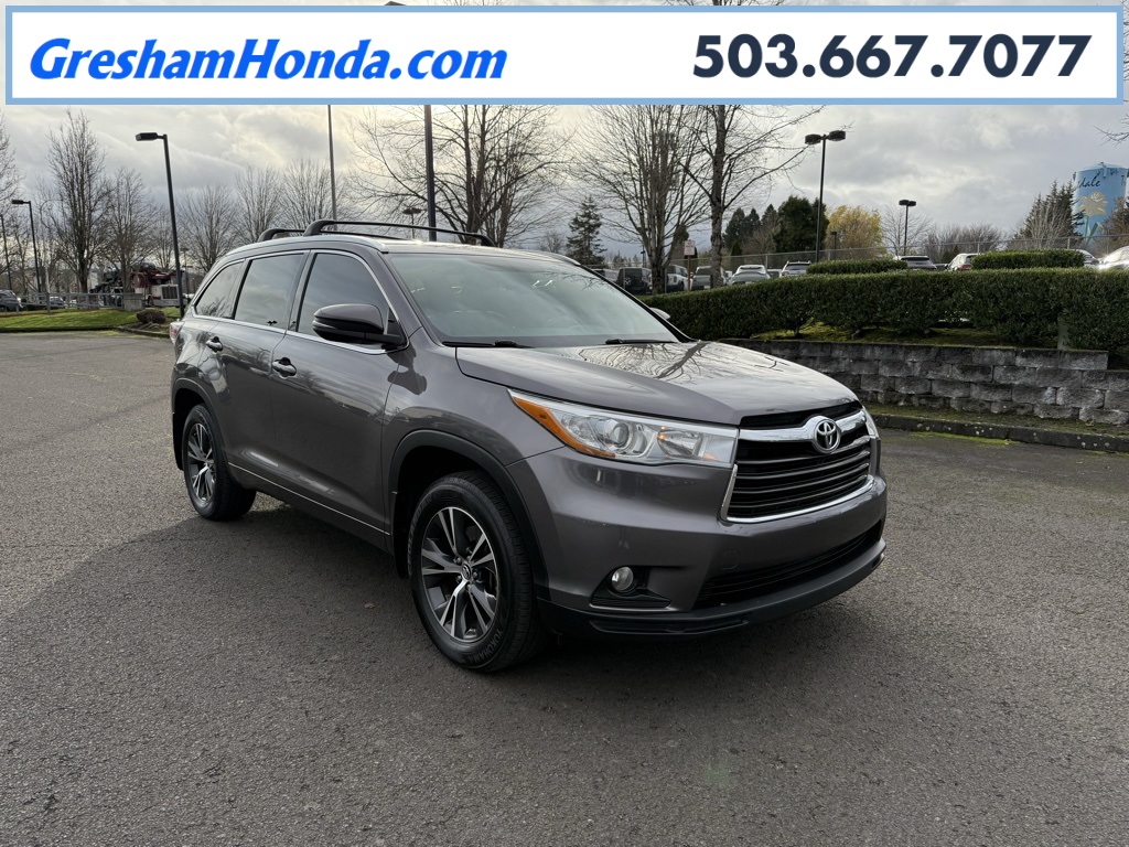 2016 Toyota Highlander XLE's photo