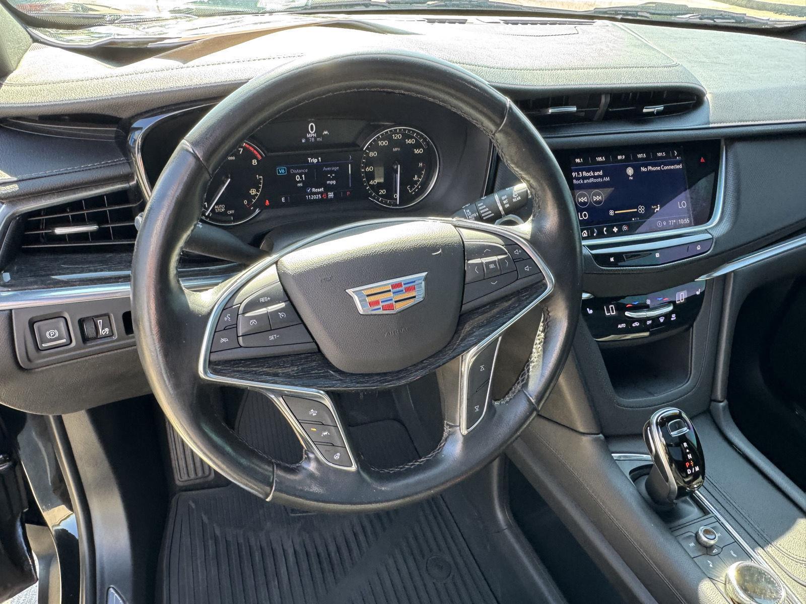 2021 Cadillac XT5 Premium Luxury photo 3