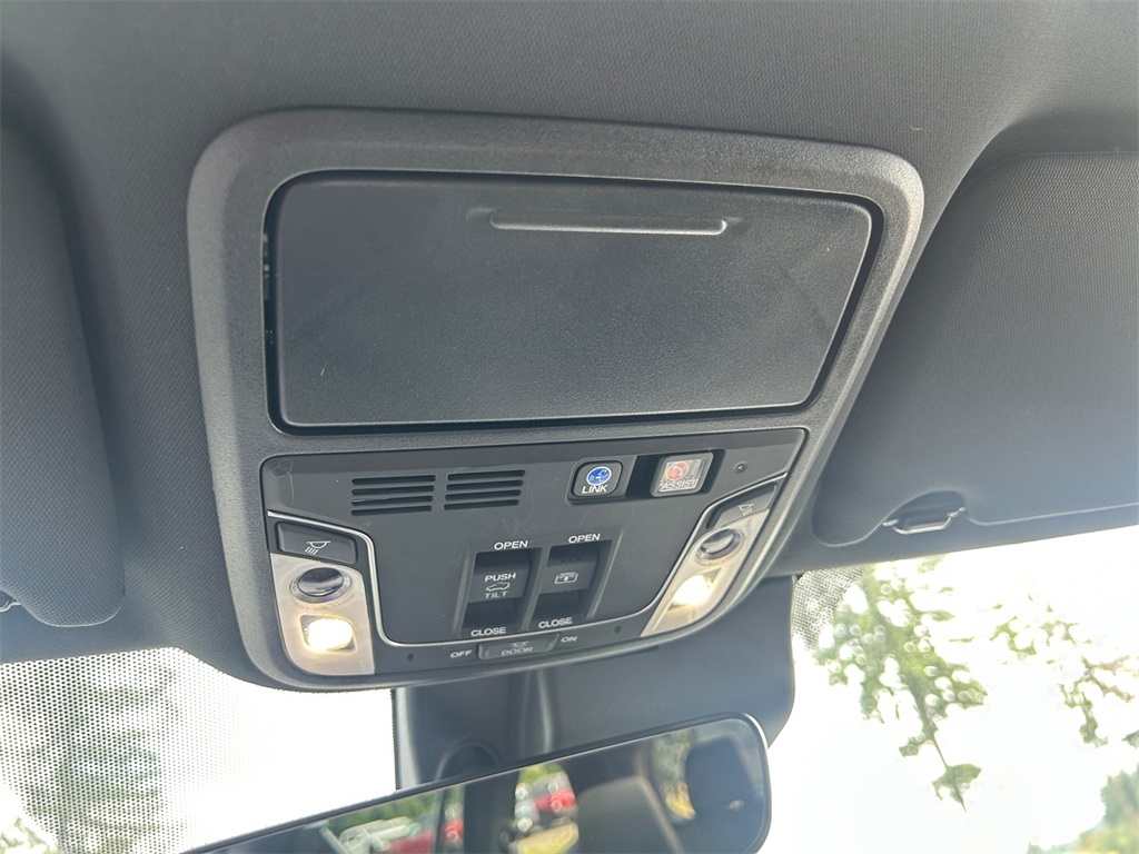 2022 Honda Pilot Black Edition photo 23