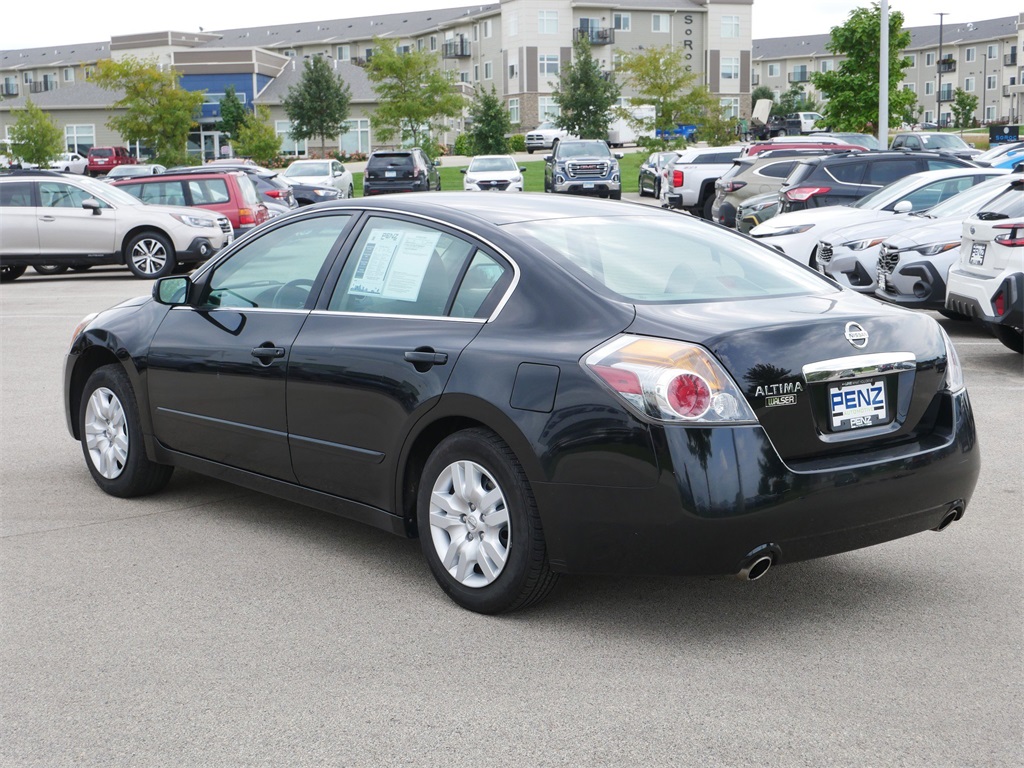 2012 Nissan Altima 2.5 photo 3