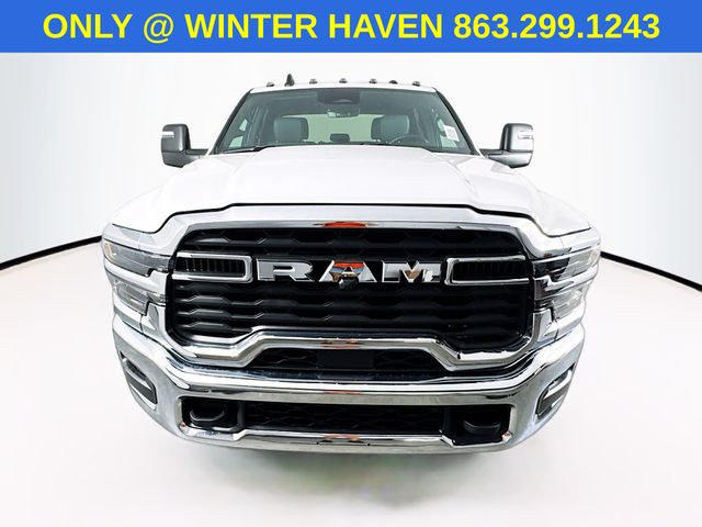 2025 Ram 3500 Tradesman photo 2