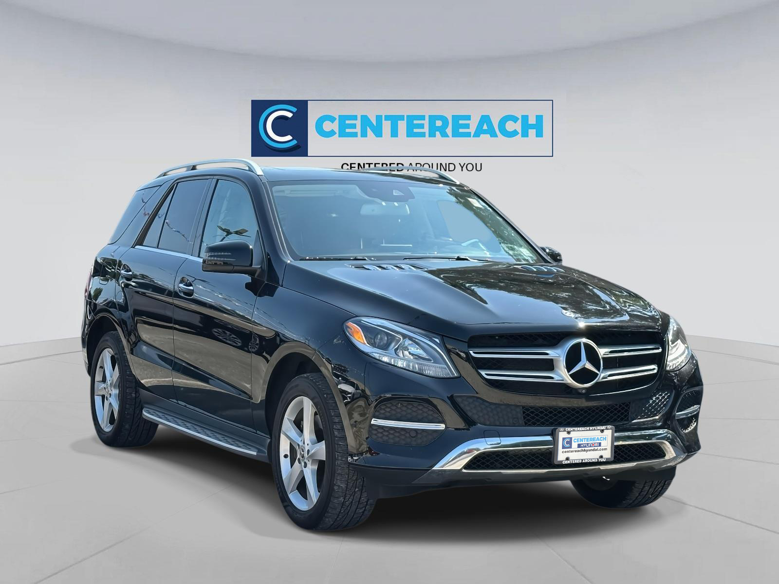 Used 2019 Mercedes-Benz GLE-Class GLE400 with VIN 4JGDA5GBXKB209154 for sale in Centereach, NY