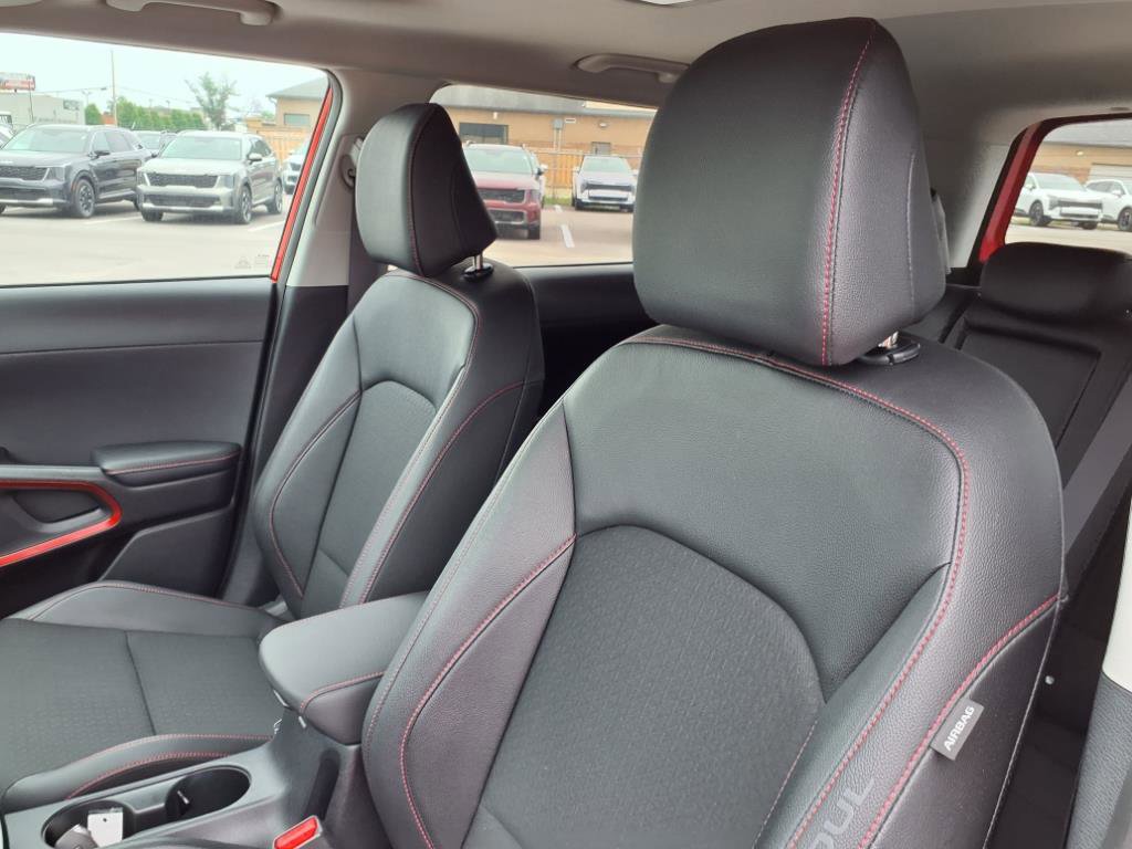 2024 Kia Soul GT-Line photo 13