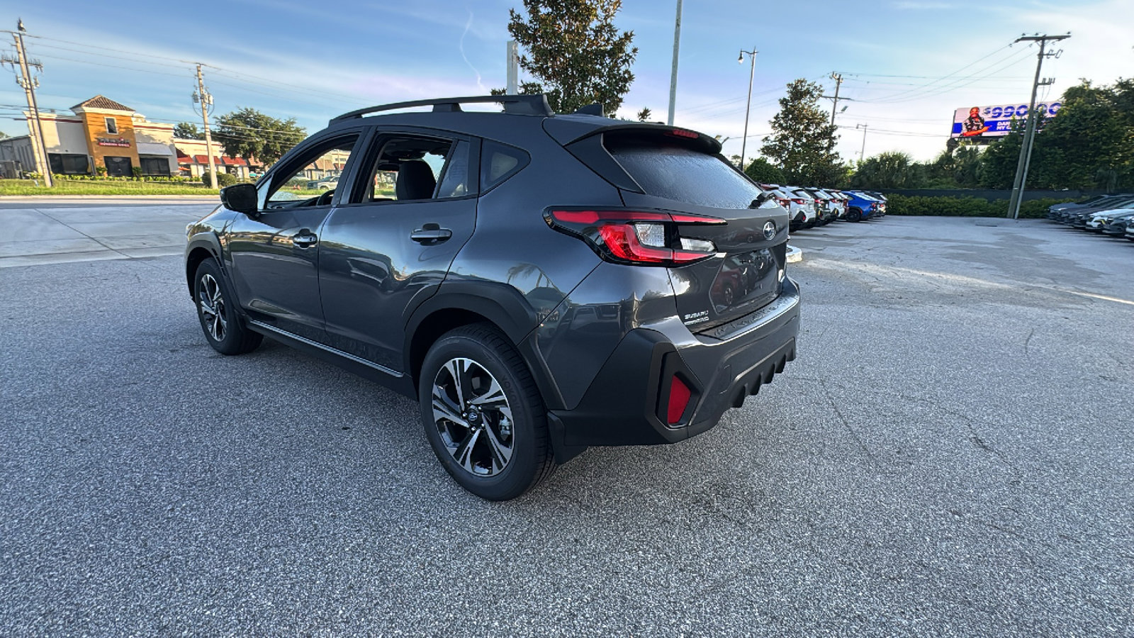 2025 Subaru Crosstrek Premium photo 5