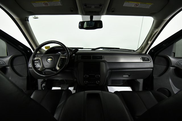 2012 Chevrolet Silverado 3500HD LTZ photo 17