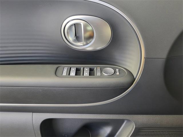 2026 Hyundai Ioniq SEL photo 9