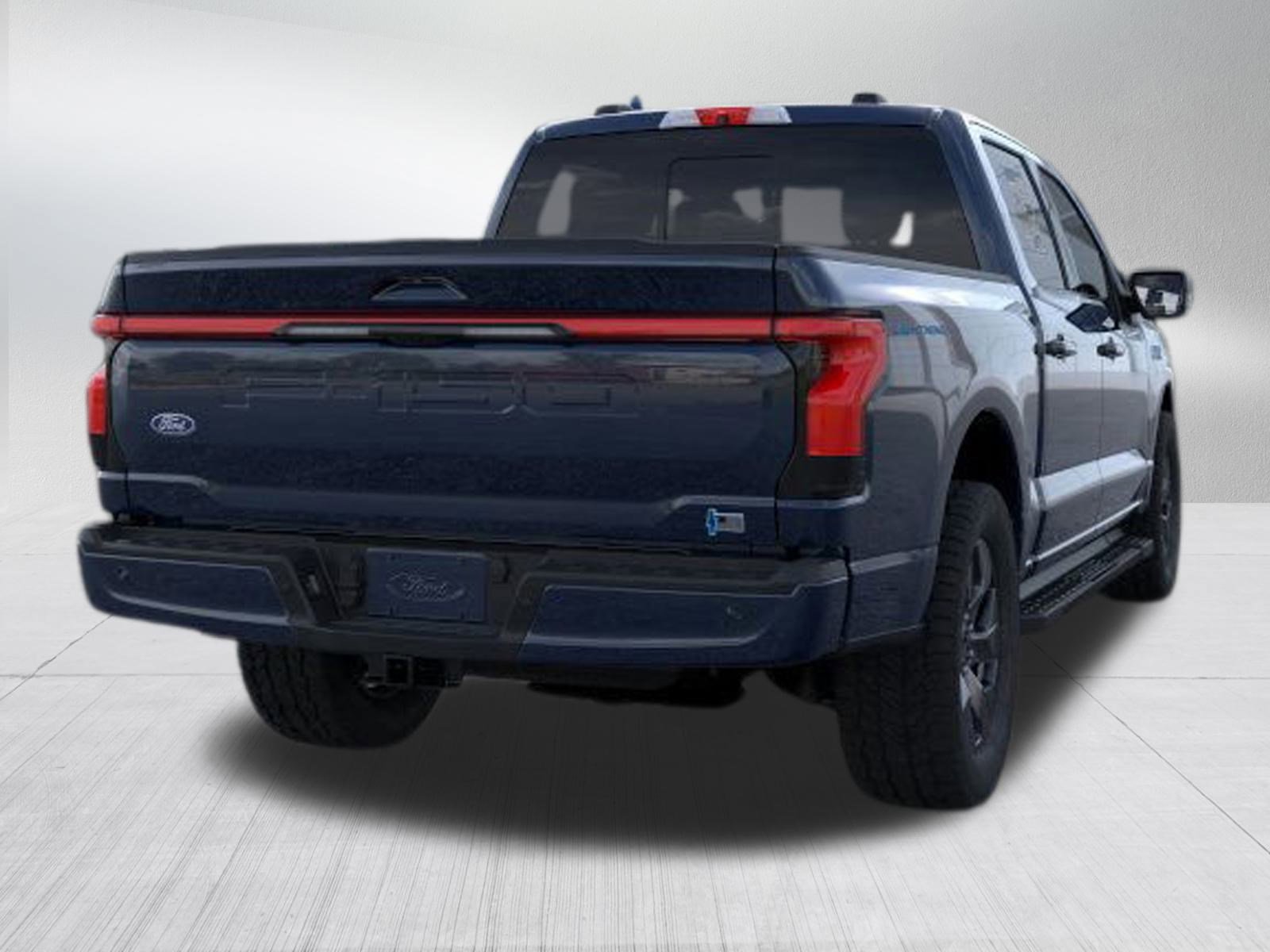 2025 Ford F-150 Lightning Lariat photo 8