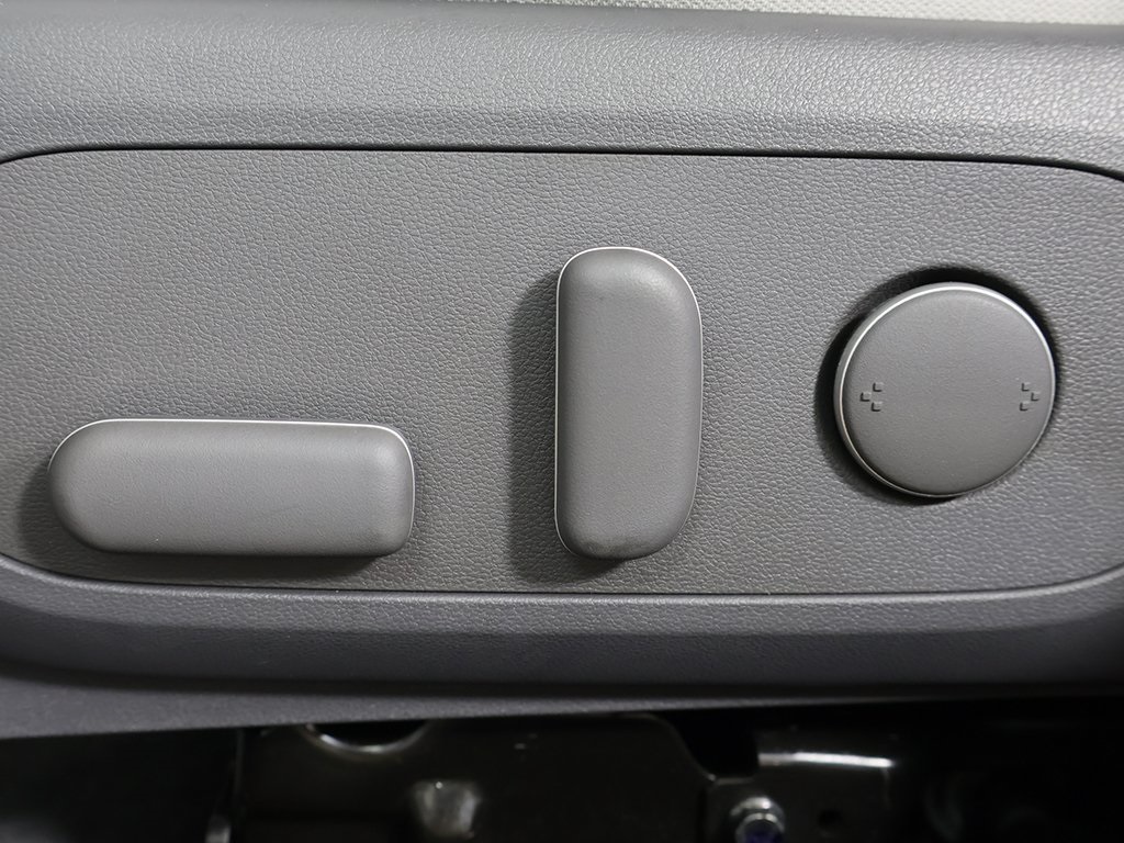 2024 Hyundai Kona Limited photo 28