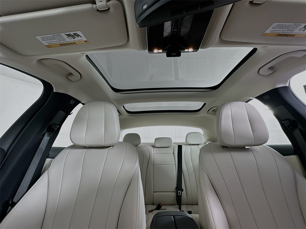 2026 Mercedes Benz E 350 4MATIC photo 18