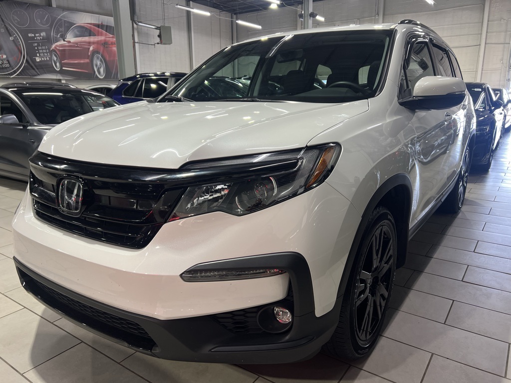 Used 2022 White Honda Special Edition image 1