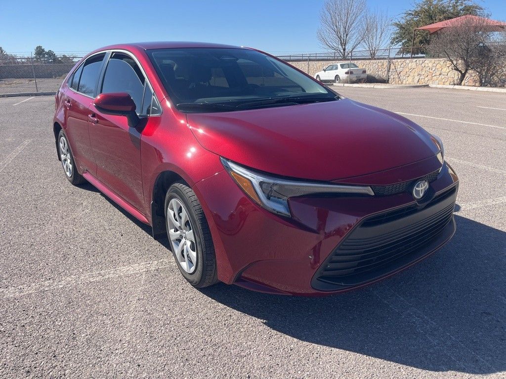 2025 Toyota Corolla LE