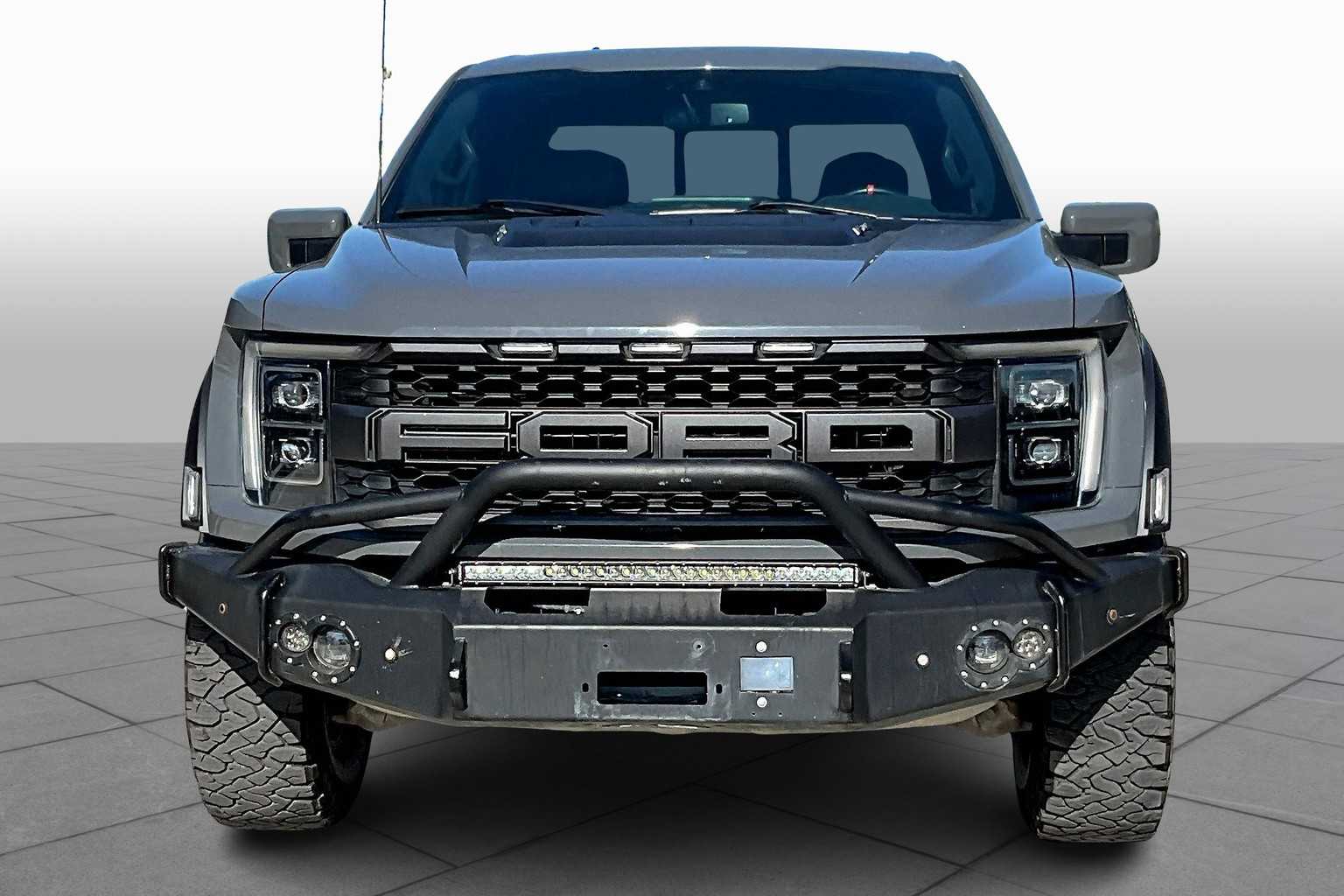 2021 Ford F-150 Raptor photo 2