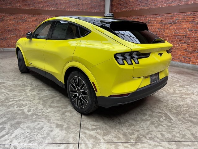 2025 Ford Mustang Mach-E Premium photo 3