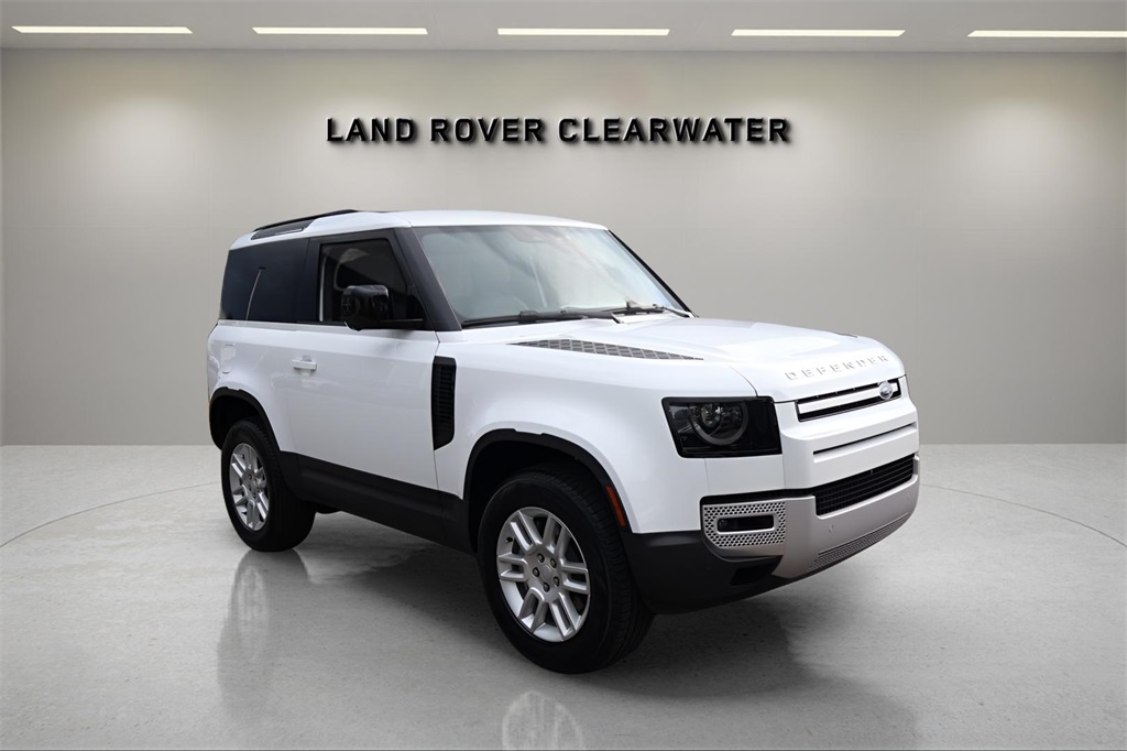 2025 Land Rover Defender 90 S photo 7