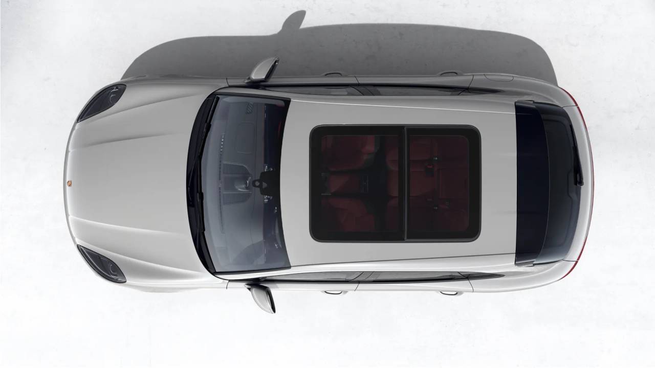 2026 Porsche Macan T photo 5