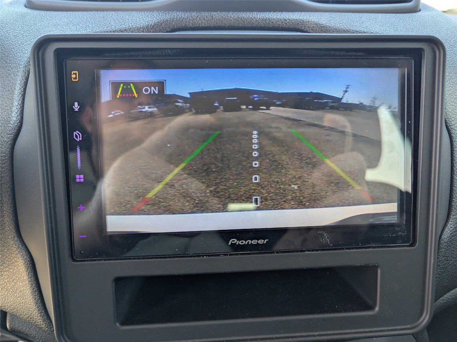 2018 Jeep Renegade Latitude North Edition photo 22