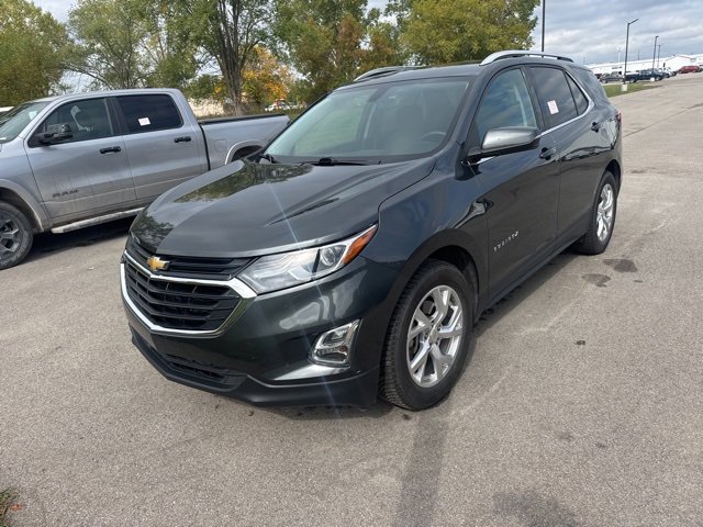 2019 Chevrolet Equinox LT photo 2