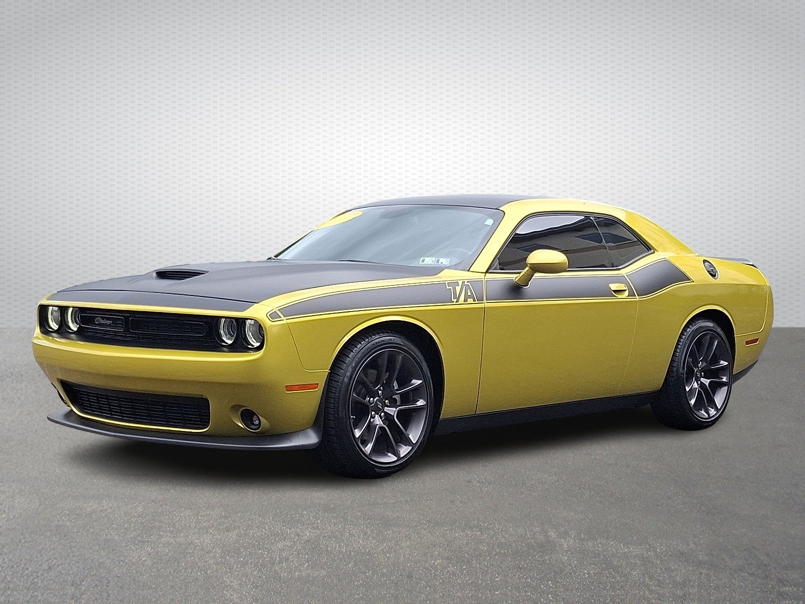 2021 Dodge Challenger R/T photo 3