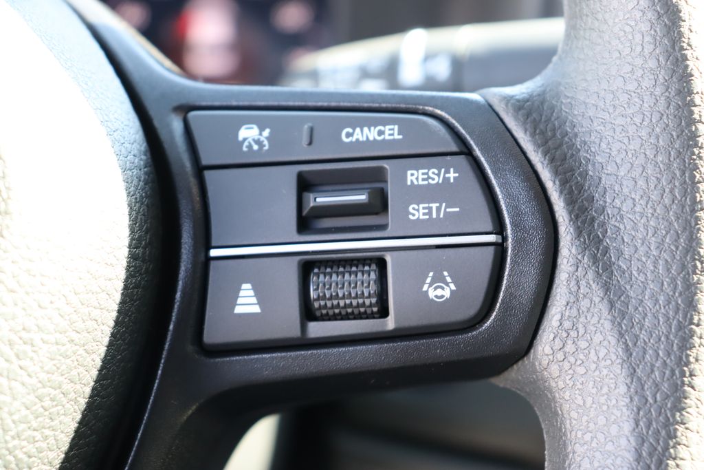 2025 Honda Accord LX photo 25
