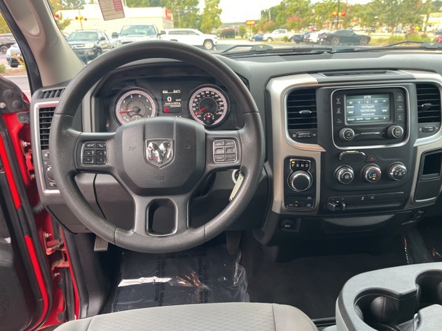 2019 Ram 1500 Classic SLT photo 14