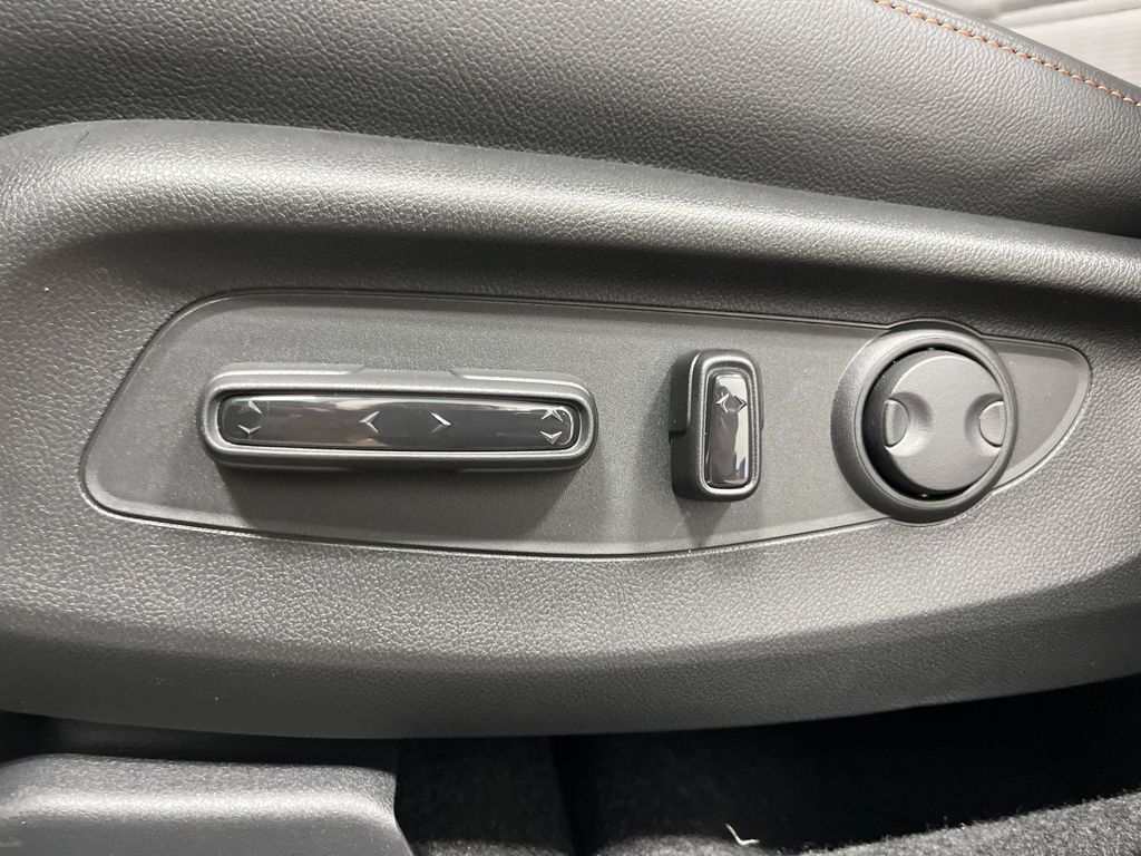 2026 Honda CR-V Hybrid Sport Touring photo 12