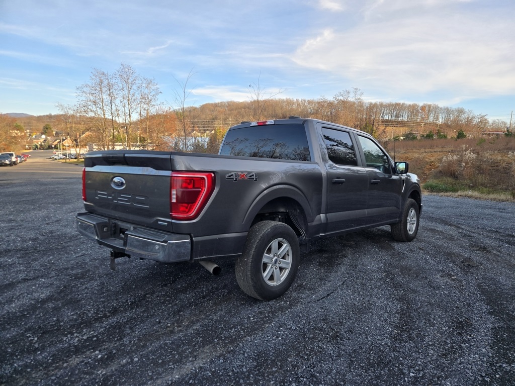 2023 Ford F-150 XLT photo 2