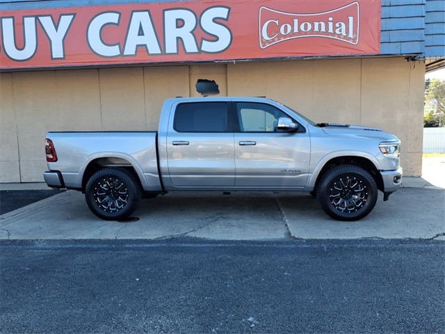 2019 Ram 1500 Laramie photo 3