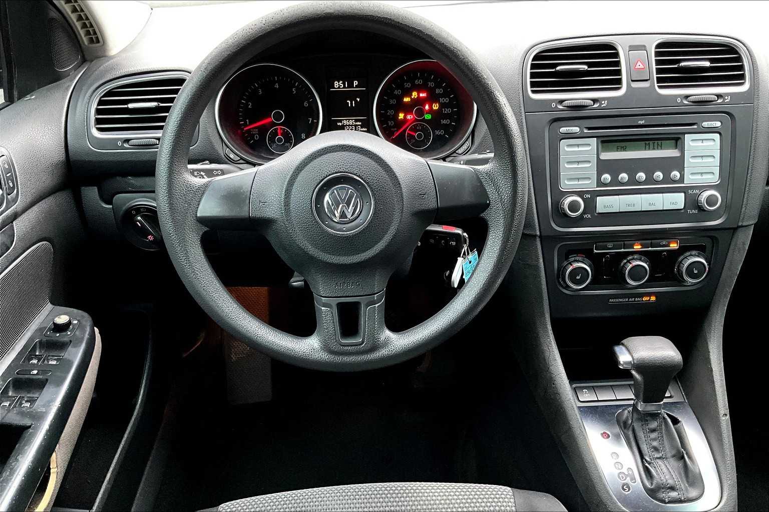 2010 Volkswagen Jetta SportWagen 2.5 S photo 5