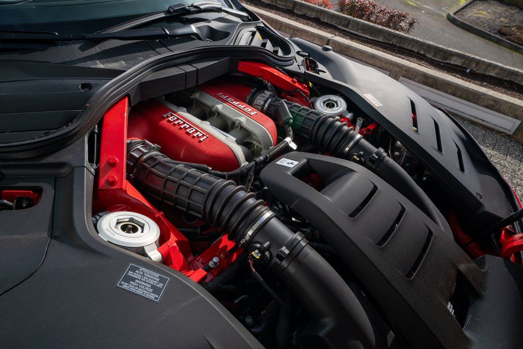2024 Ferrari Purosangue photo 12
