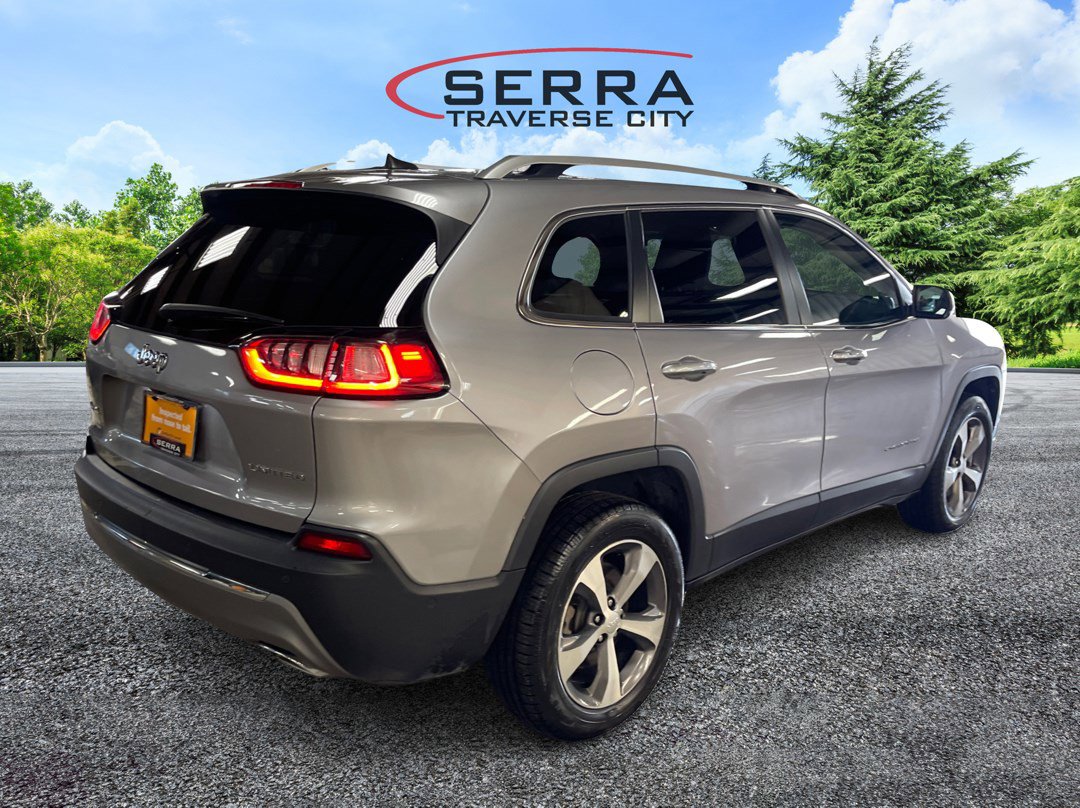 2021 Jeep Cherokee Limited photo 3