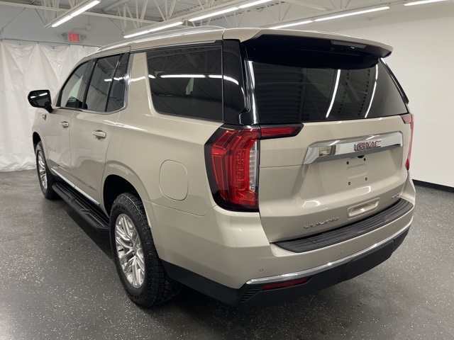 2021 Gmc Yukon SLT photo 3