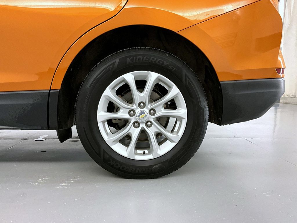 2018 Chevrolet Equinox LS photo 19