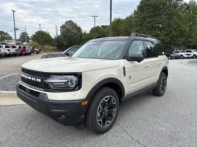 2025 Ford Bronco Sport Outer Banks photo 4