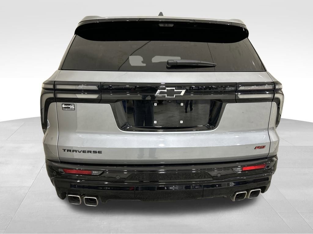 2025 Chevrolet Traverse RS photo 5
