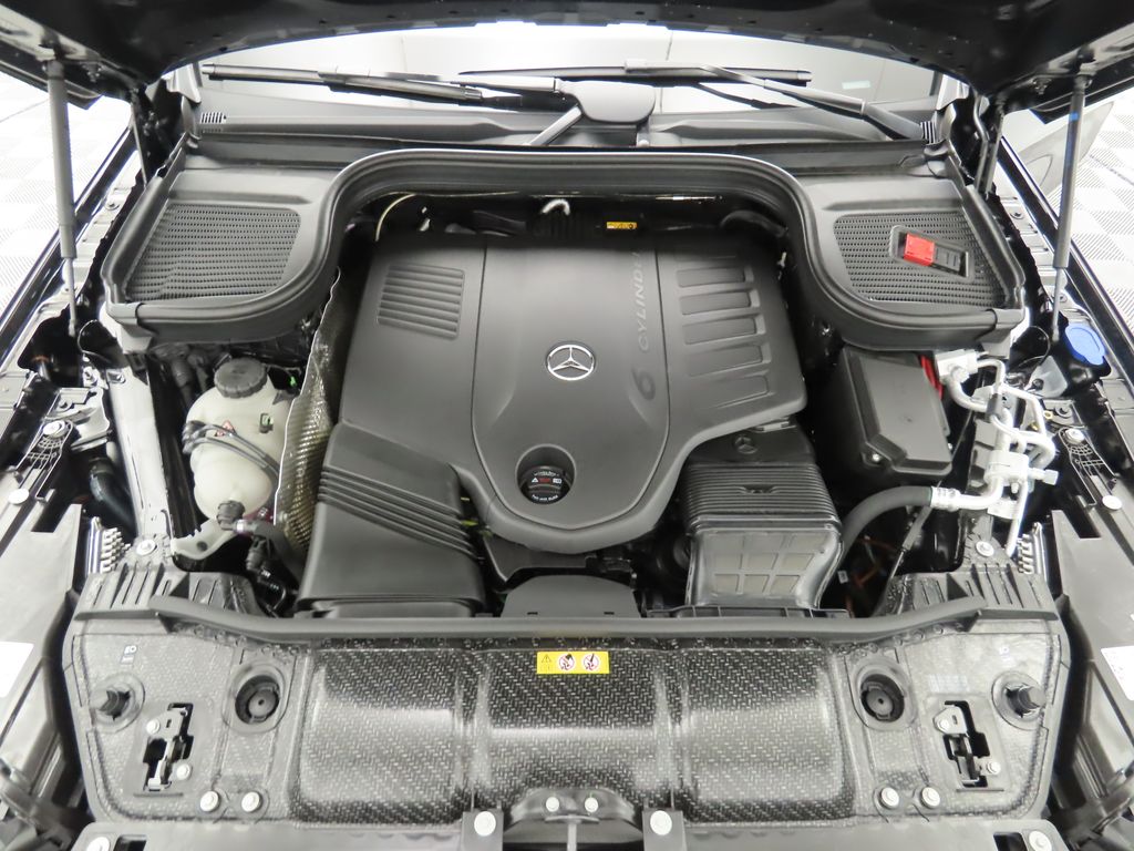 2025 Mercedes Benz GLS 450 4MATIC photo 29
