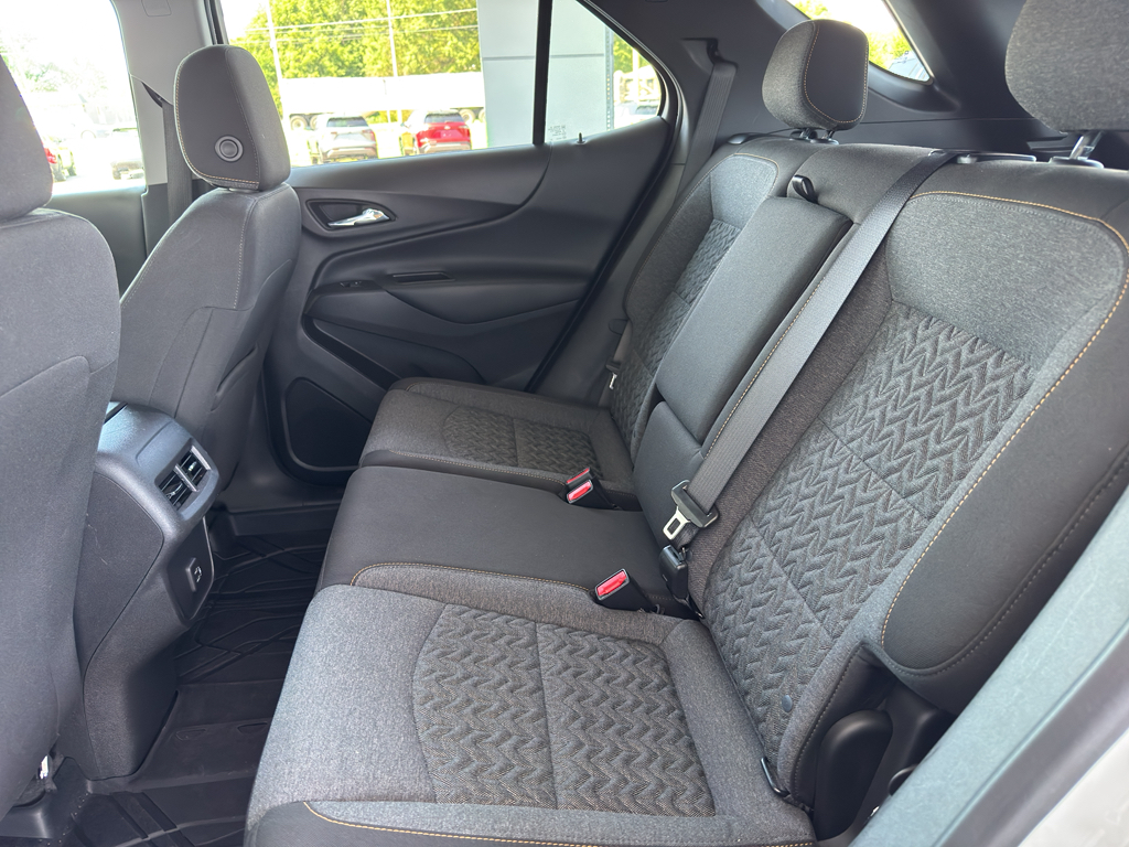 2023 Chevrolet Equinox LT photo 16