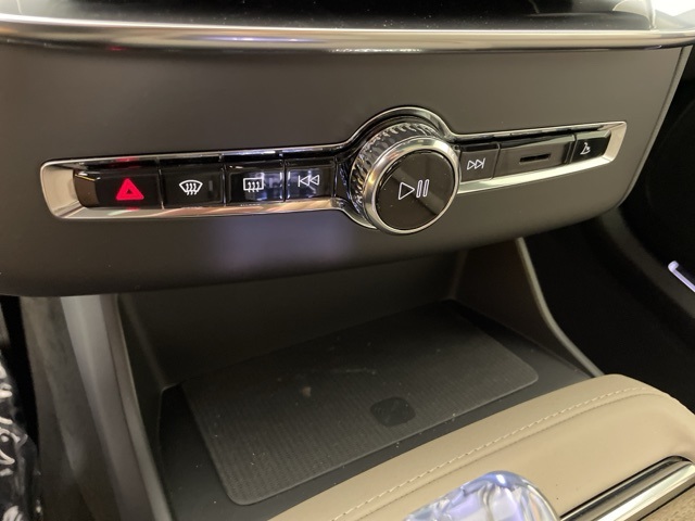 2026 Volvo XC90 AWD Plus photo 31