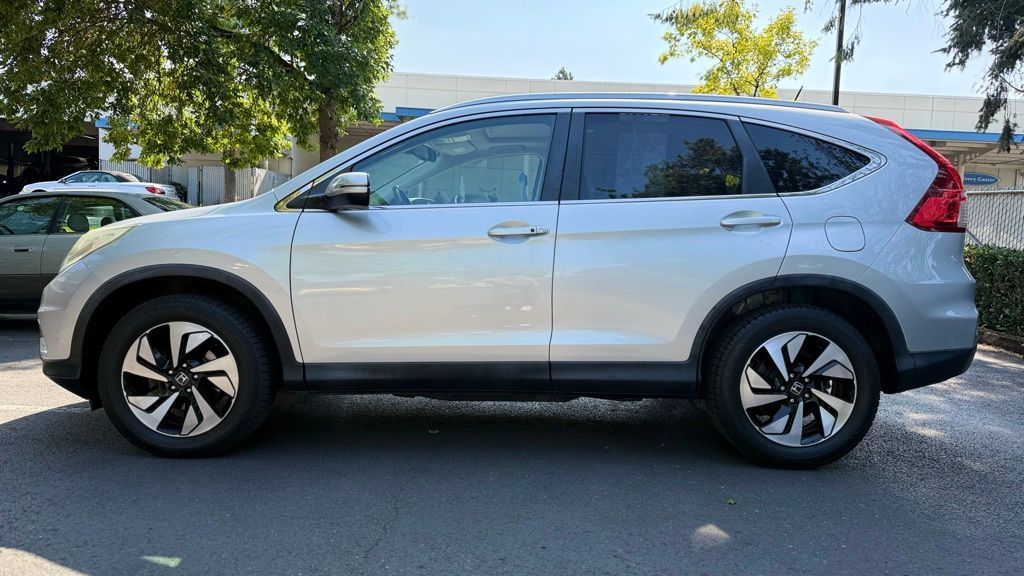 2016 Honda CR-V Touring photo 4