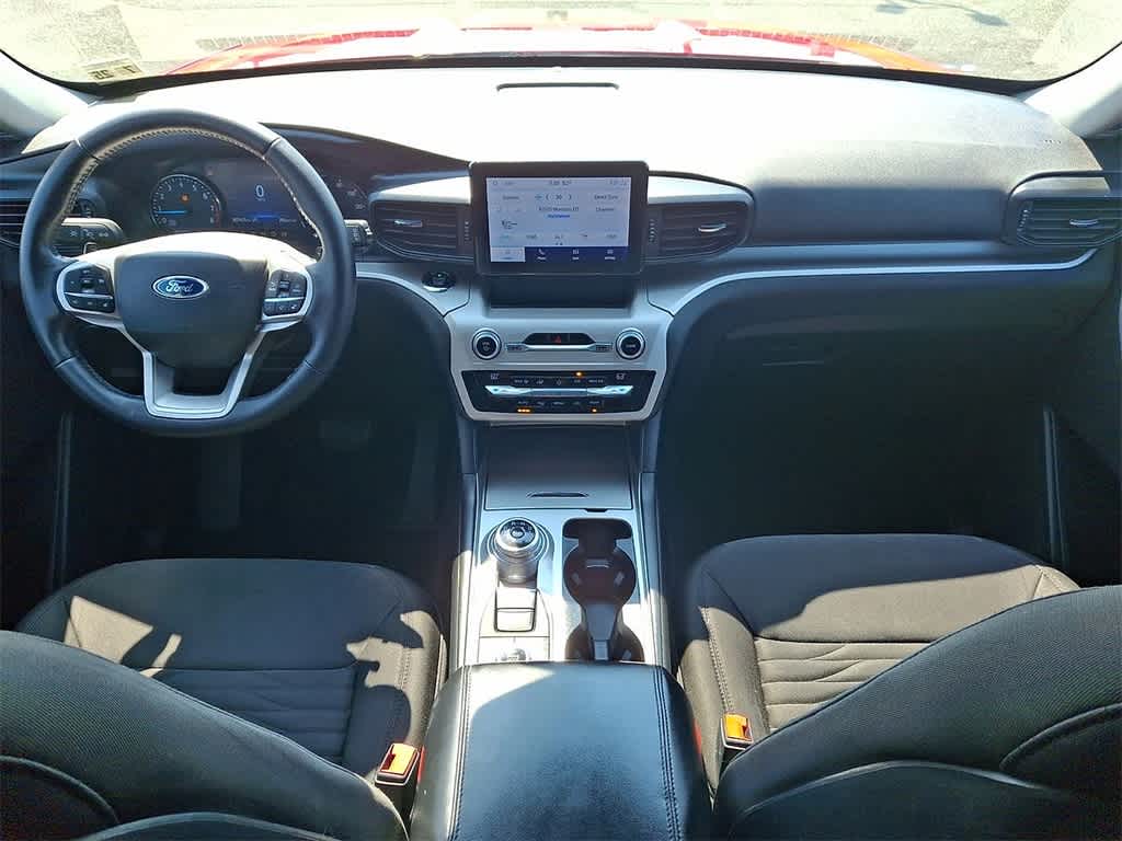 2020 Ford Explorer XLT photo 8