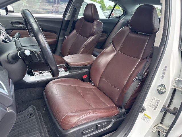 2015 Acura TLX SH-AWD Advance photo 13