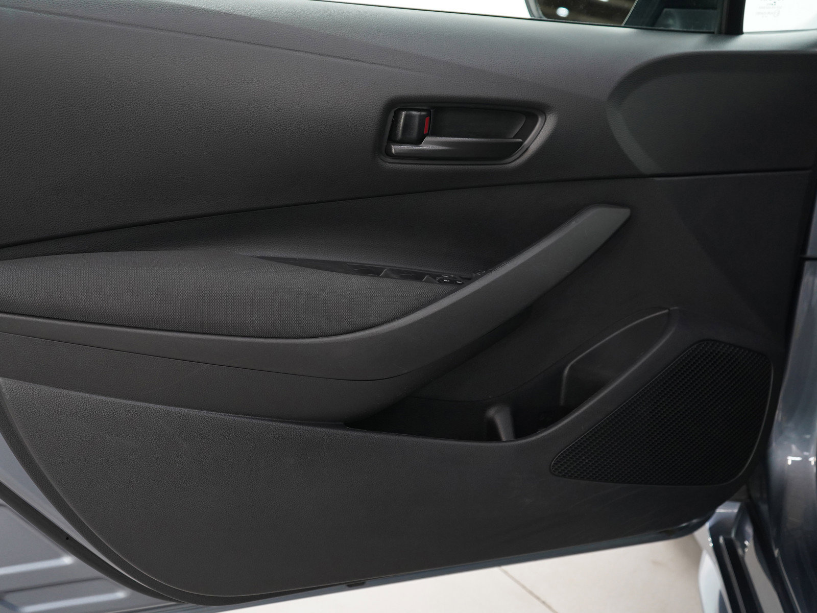 2024 Toyota Corolla LE photo 16