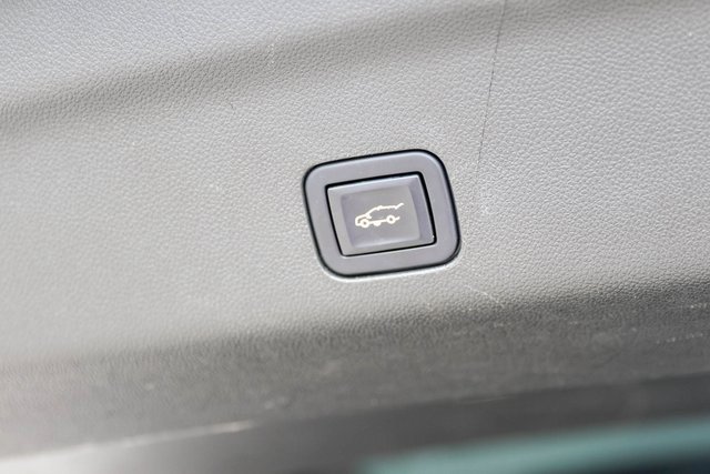 Used 2022 Black Chevrolet LT image 10