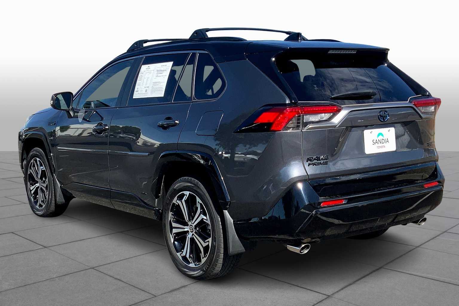 2023 Toyota RAV4 Prime XSE photo 10